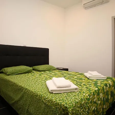 Aiko - Downtown アルブフェイラ