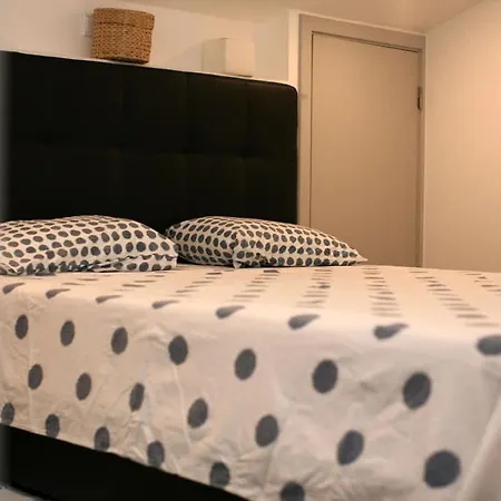 Aiko - Downtown Дом отдыха